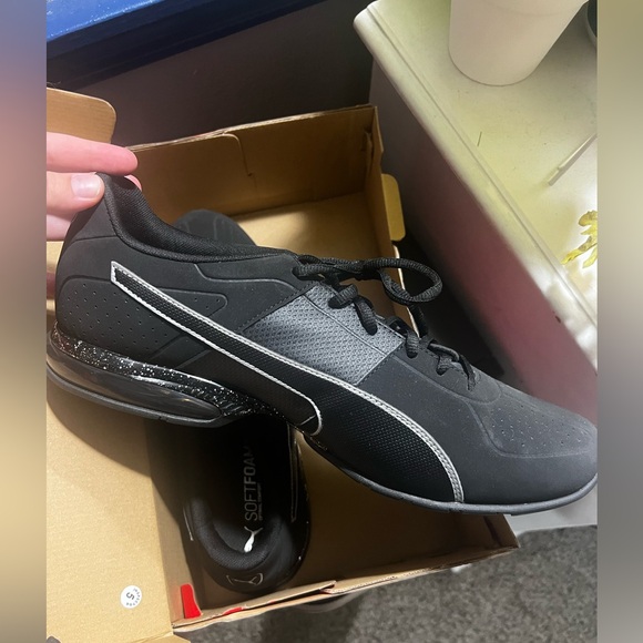 Men’s Puma Shoes - Picture 2 of 5